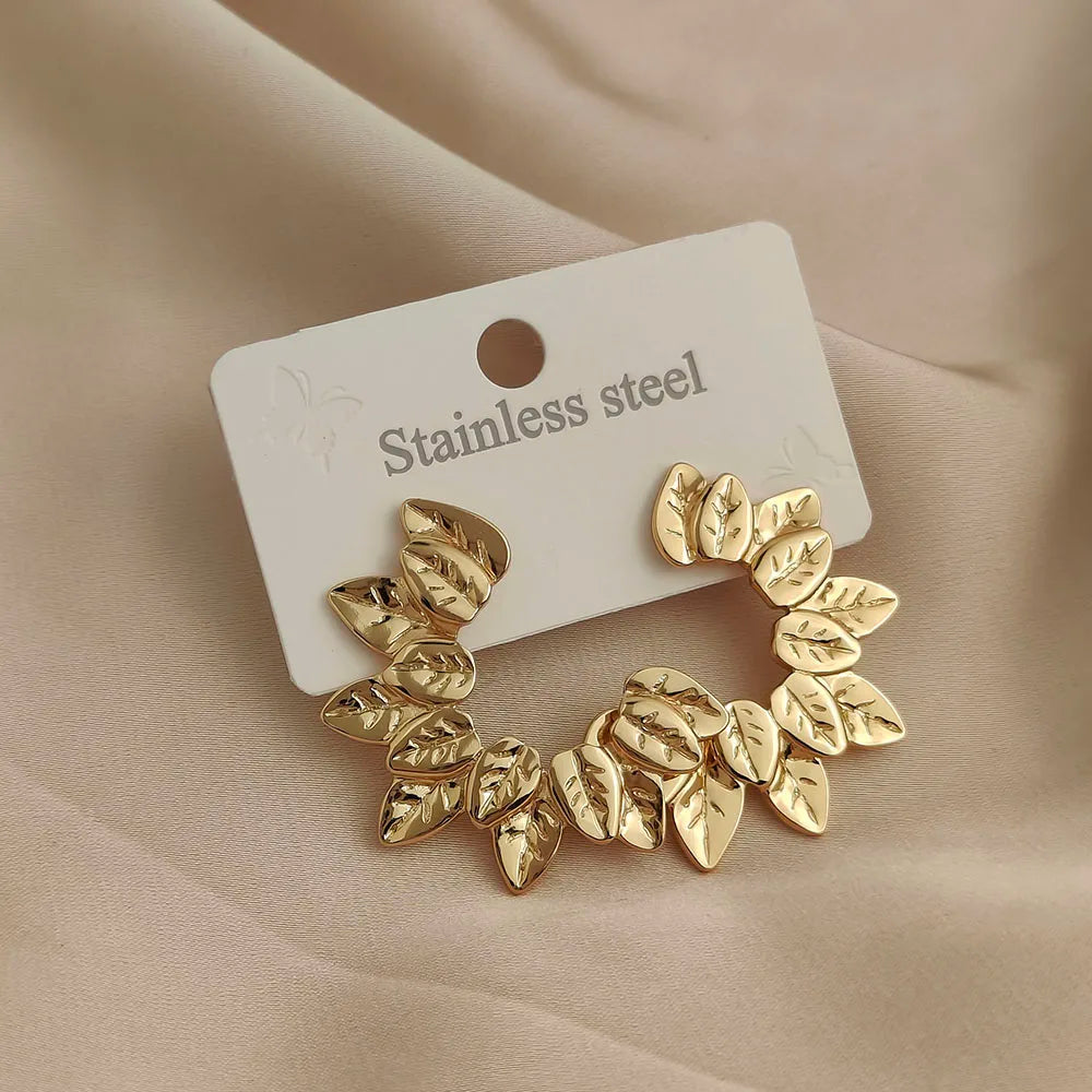 Creative heavy metal leaf starfish stainless steel earrings, waterproof and rusty earrings for women, party jewelry