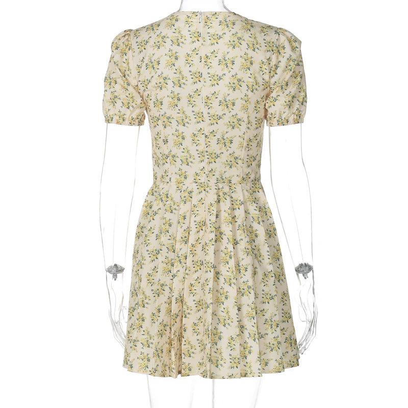 Hugcitar 2025 Floral Print V Neck Short Sleeve Lace Up Zip Up Sexy Slim Pleated Mini Dress Summer Elegant Outfits Party Vacation