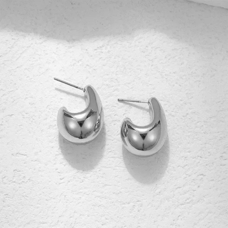 Stainless Steel Smooth Metal Chunky Hoop Earrings for Women Girls Fashion Oval Circle Hoops Statement Earrings Punk Jewelry