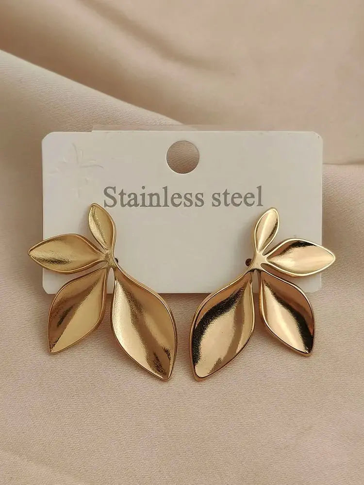 Creative heavy metal leaf starfish stainless steel earrings, waterproof and rusty earrings for women, party jewelry