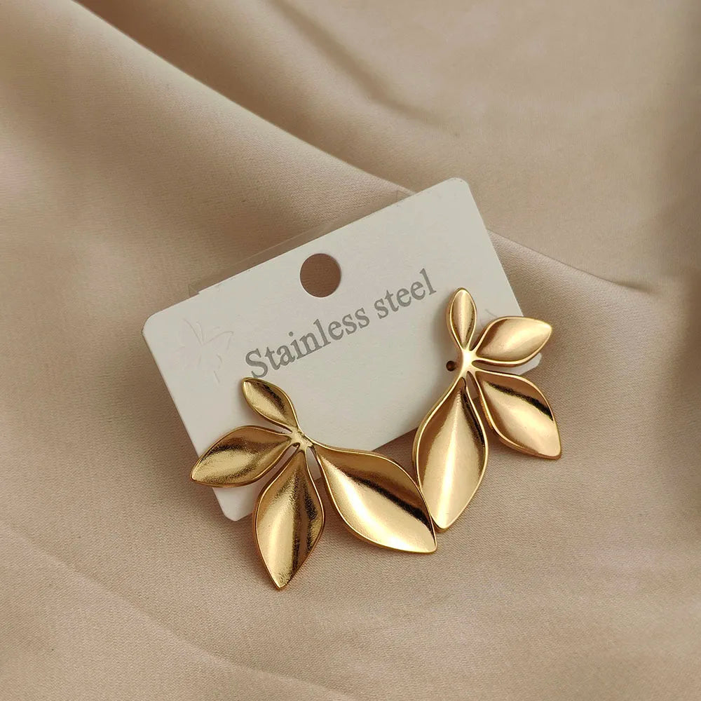 Creative heavy metal leaf starfish stainless steel earrings, waterproof and rusty earrings for women, party jewelry